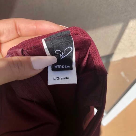 Dress - Picture 3 of 3